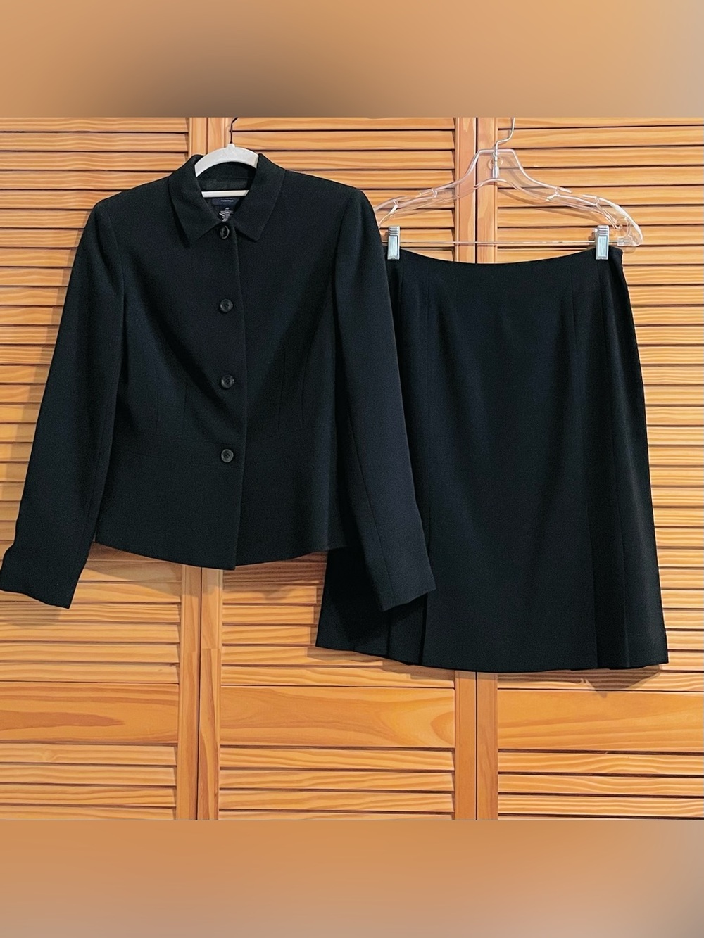 Ann Taylor Petites Black Skirt Suit Classic Blazer 2pc Set Size 4P
